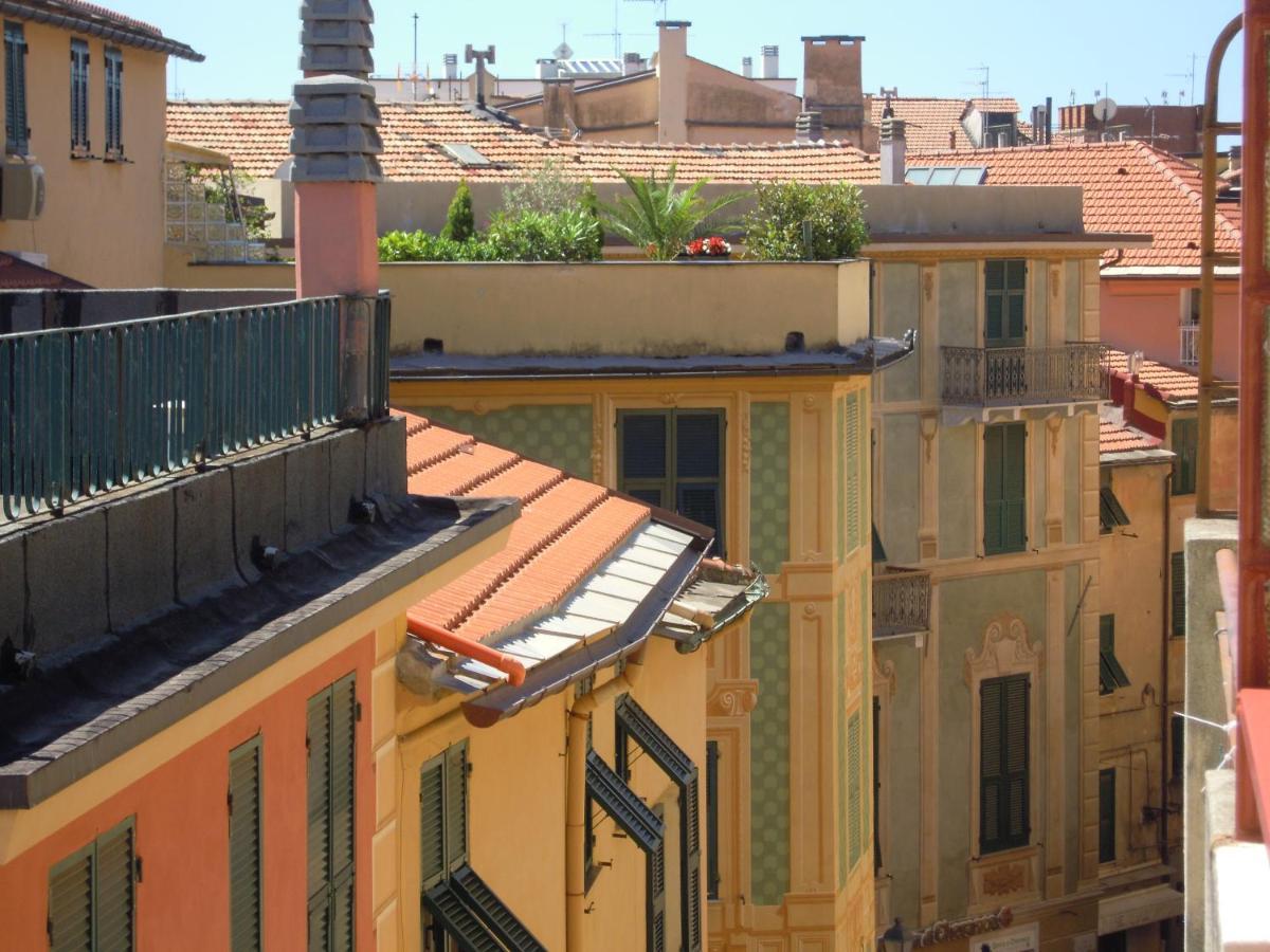 Genovese Villa Elena Appartamenti Varazze Exterior foto